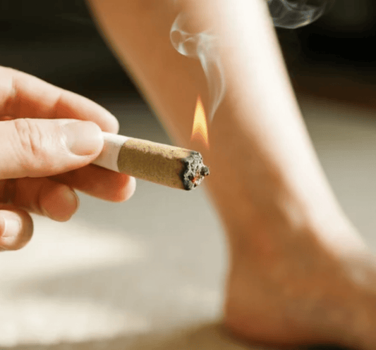 Is Moxibustion Right for You? How to Avoid Common Mistakes and Boost Its Effectiveness - BaoFuLing Online Store
